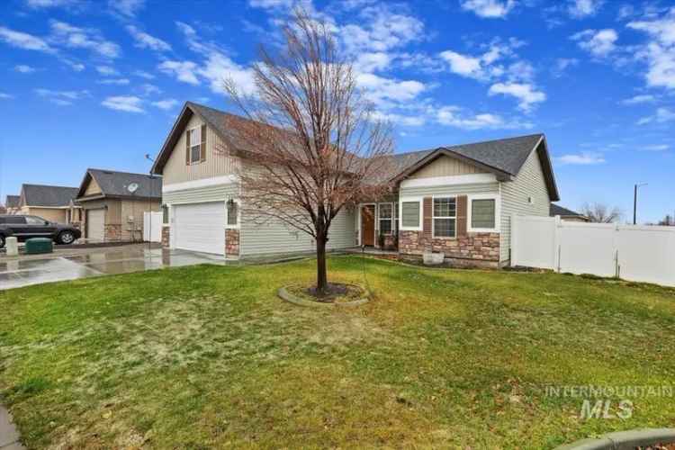 Single-family house For Sale in 990, Starlight Loop, Twin Falls, Idaho