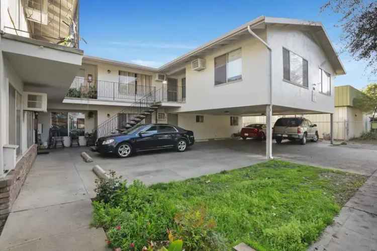 Multi-family house For Sale in 220, East Elm Street, Lodi, California