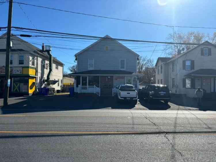 Multi-family house For Sale in 281, Silver Lane, East Hartford, Connecticut