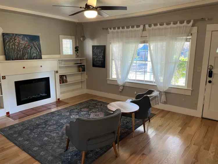 Updated 4-Bedroom Home in Modesto College Area