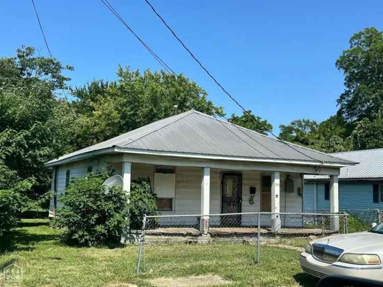 Single-family house For Sale in 207, Miller Street, Jonesboro, Arkansas