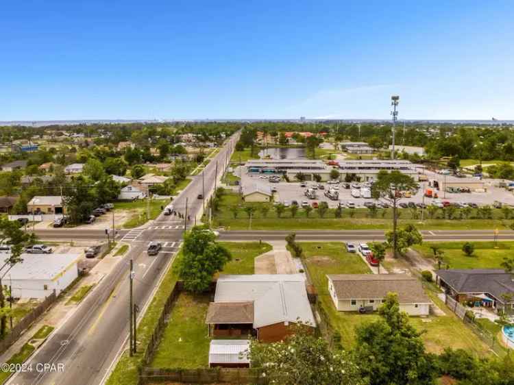 Single-family house For Sale in 1900, Beck Avenue, Panama City, Florida