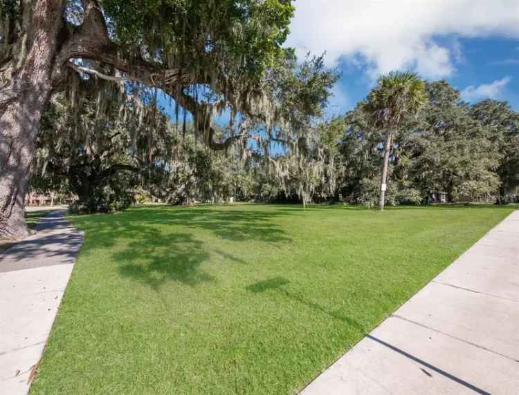 Land For Sale in Sarasota, Florida