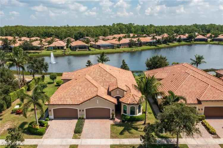 Single-family house For Sale in Bonita Springs, Florida