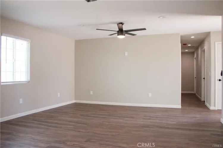 Single-family house For Sale in Adelanto, California