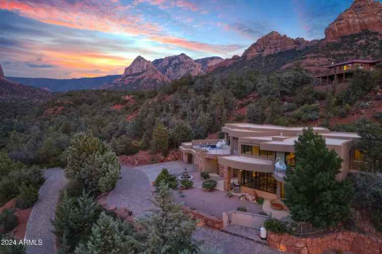 Single-family house For Sale in 333, Schnebly Hill Road, Sedona, Arizona