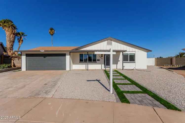 Single-family house For Sale in 2019, North 56th Drive, Phoenix, Arizona