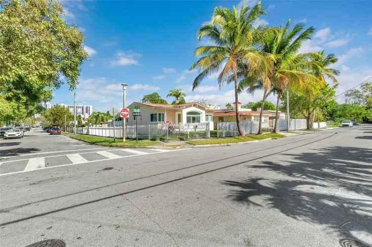 Single-family house For Sale in 1959, Southwest 12th Street, Miami, Florida