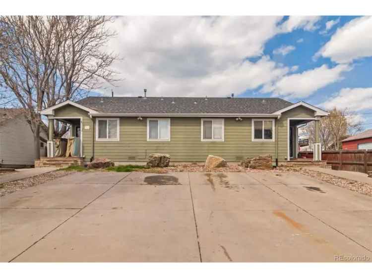 Multi-family house For Sale in Englewood, Colorado