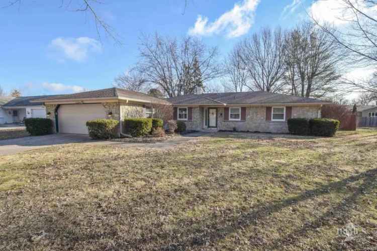 Single-family house For Sale in 5004, North Tillotson Avenue, Muncie, Indiana