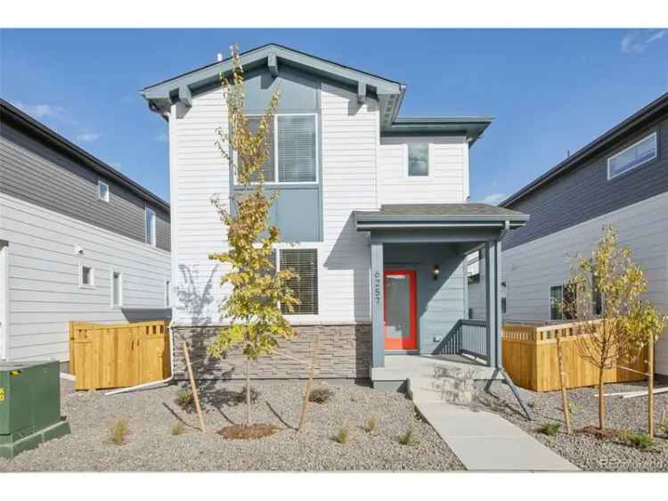 Single-family house For Sale in Aurora, Colorado