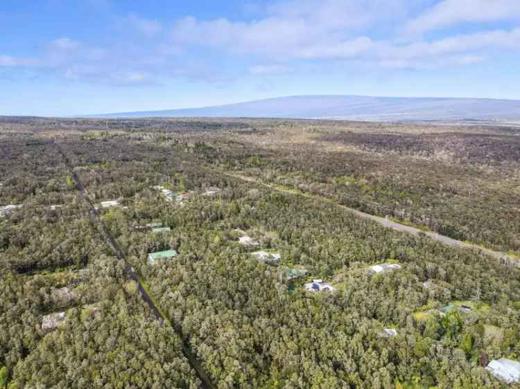 Land For Sale in Volcano, Hawaii