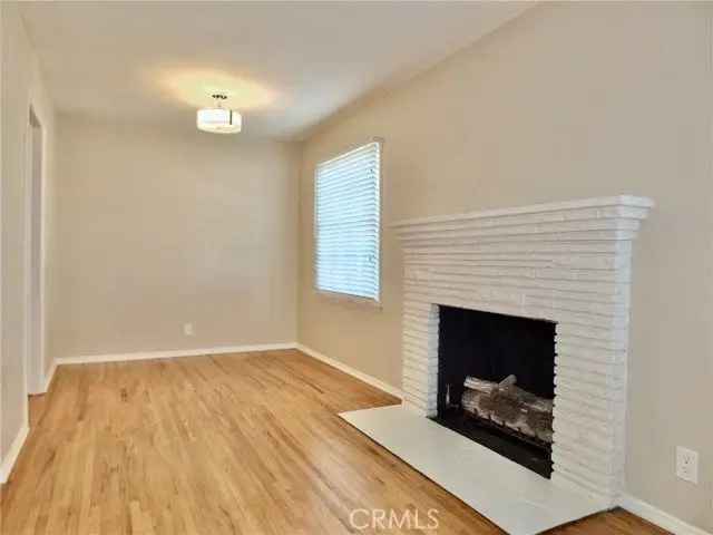 Multi-family house For Sale in Long Beach, California