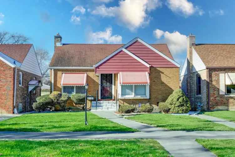 Single-family house For Sale in 9716, South Union Avenue, Chicago, Illinois