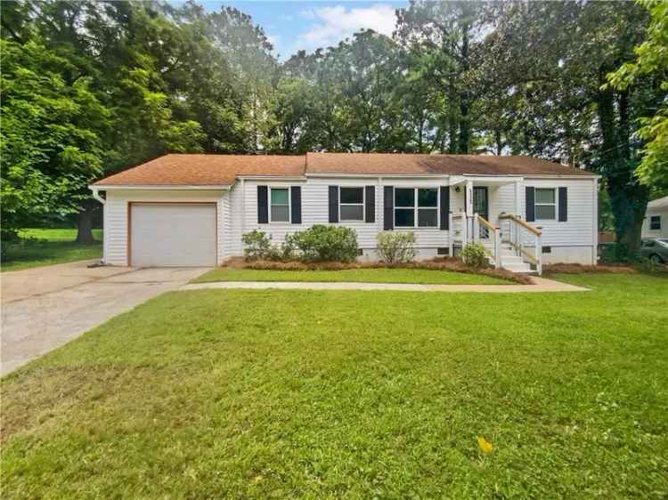 Single-family house For Sale in 2122, Belhaven Lane Southeast, Atlanta, Georgia