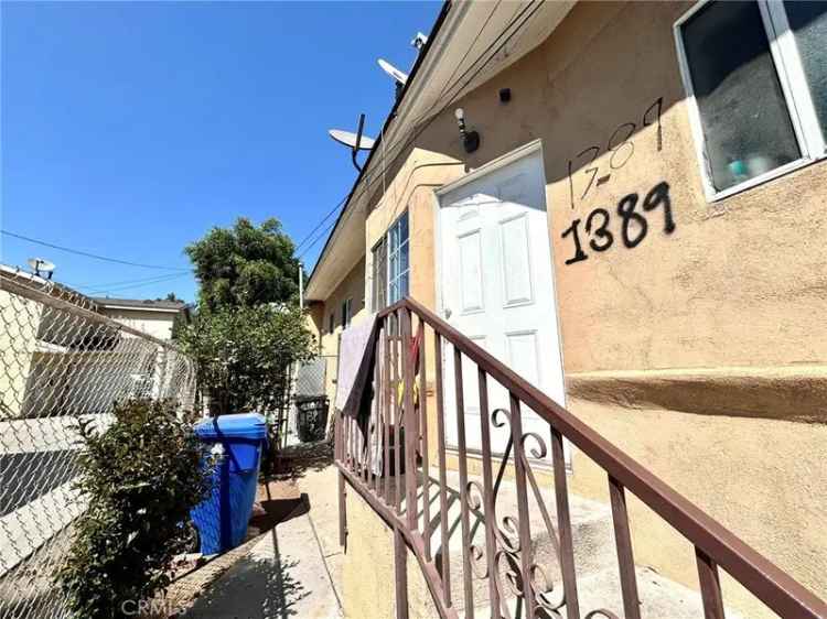 Multi-family house For Sale in 1387, West 30th Street, Los Angeles, California