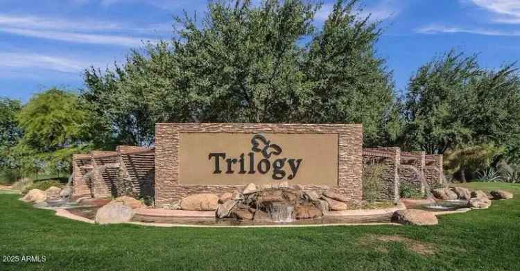 Single-family house For Sale in 5296, South Sugarberry Court, Gilbert, Arizona