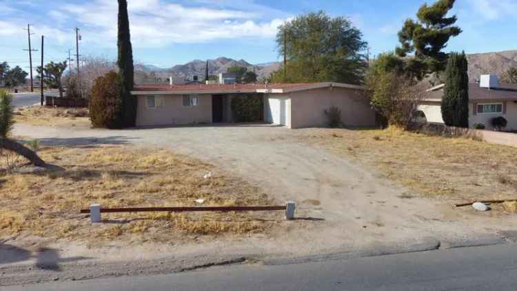 Single-family house For Sale in 7686, Deer Trail, Yucca Valley, California