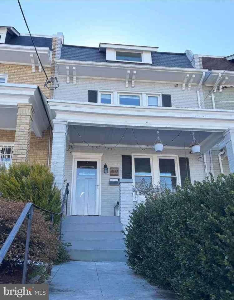 Single-family house For Sale in 402, Emerson Street Northwest, Washington, District of Columbia