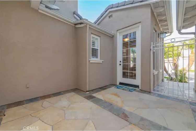 Single-family house For Sale in 23, Highfield Glen, Irvine, California