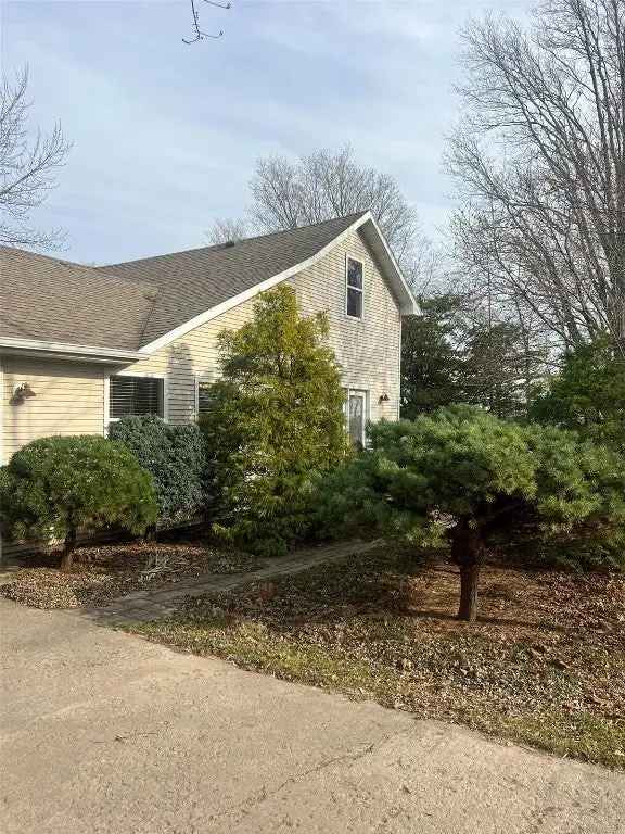 Single-family house For Sale in Vinton, Iowa