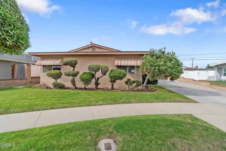 Single-family house For Sale in 24207, President Avenue, Los Angeles, California