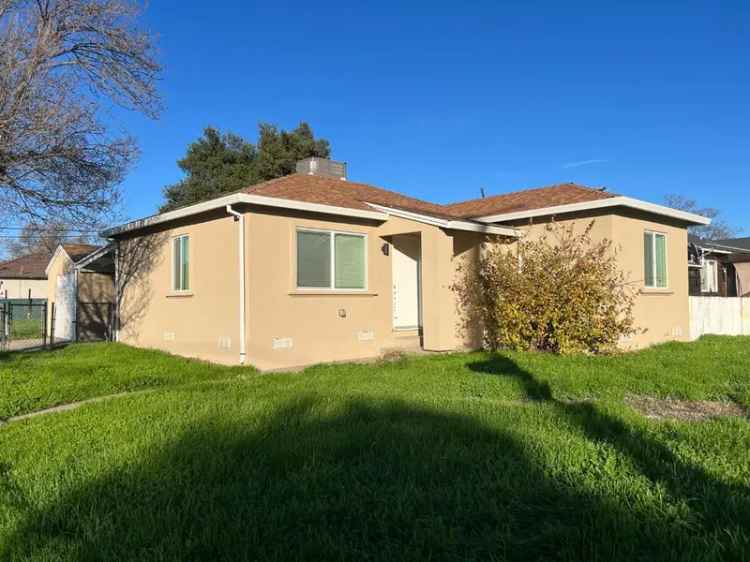 Single-family house For Sale in Sacramento, California