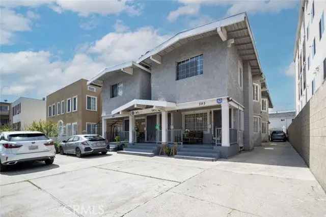 Multi-family house For Sale in 543, North Heliotrope Drive, Los Angeles, California