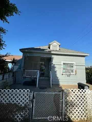 Multi-family house For Sale in Los Angeles, California