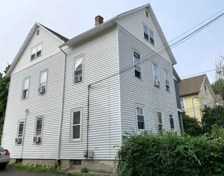 Multi-family house For Sale in 45, Union Street, New Britain, Connecticut