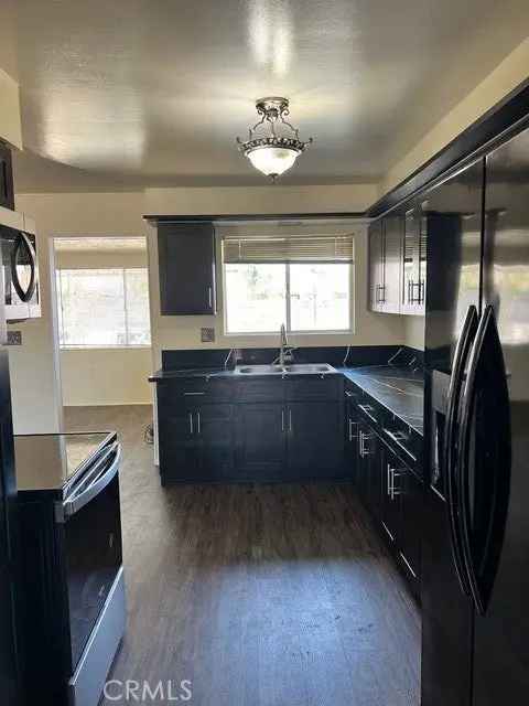 Single-family house For Sale in Menifee, California