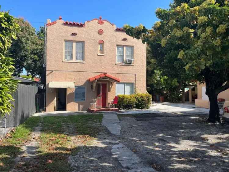 Single-family house For Sale in 1703, Southwest 10th Street, Miami, Florida