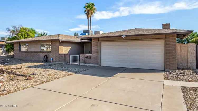 Single-family house For Sale in Glendale, Arizona