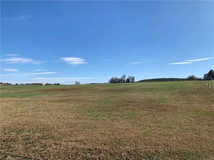 Land For Sale in Springdale, Arkansas