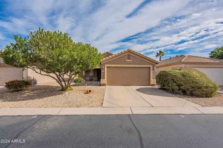 Single-family house For Sale in 30449, North Coral Bean Drive, San Tan Valley, Arizona