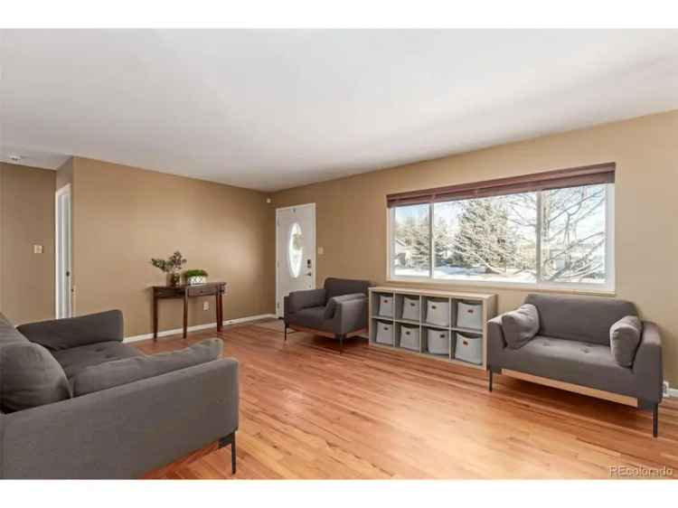 Single-family house For Sale in 3150, Kassler Place, Westminster, Colorado