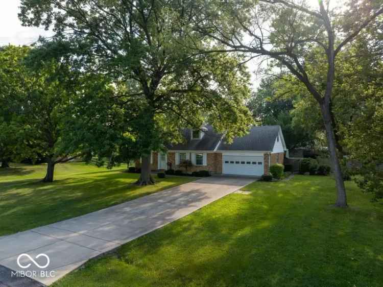 Single-family house For Sale in 4823, Wanamaker Drive, Indianapolis, Indiana