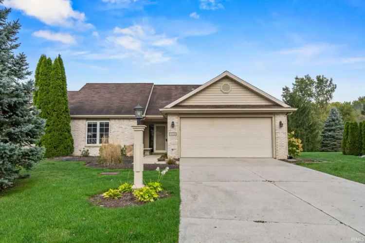 Condo For Sale in 7474, Glen Gelder Circle, Fort Wayne, Indiana