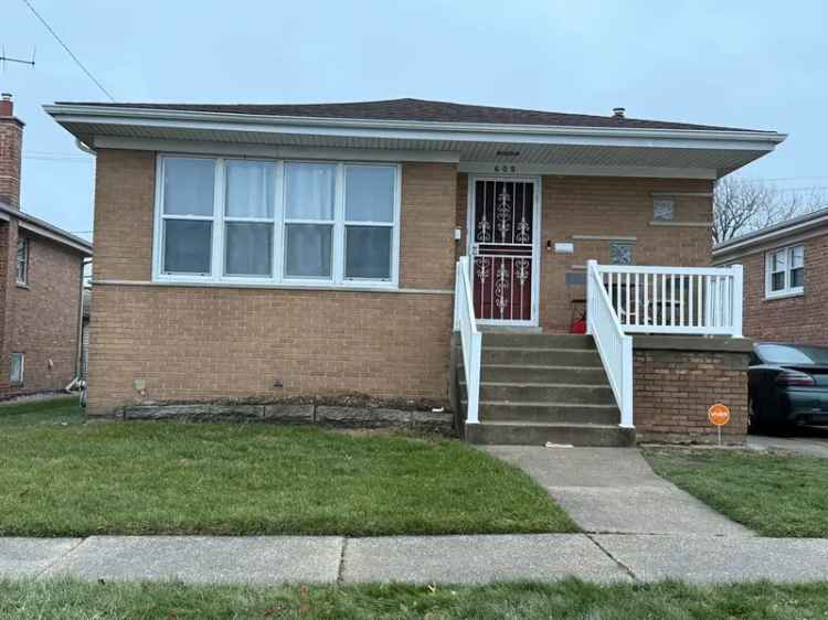 Single-family house For Sale in 605, Hoxie Avenue, Calumet City, Illinois