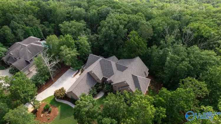 Single-family house For Sale in Madison, Alabama