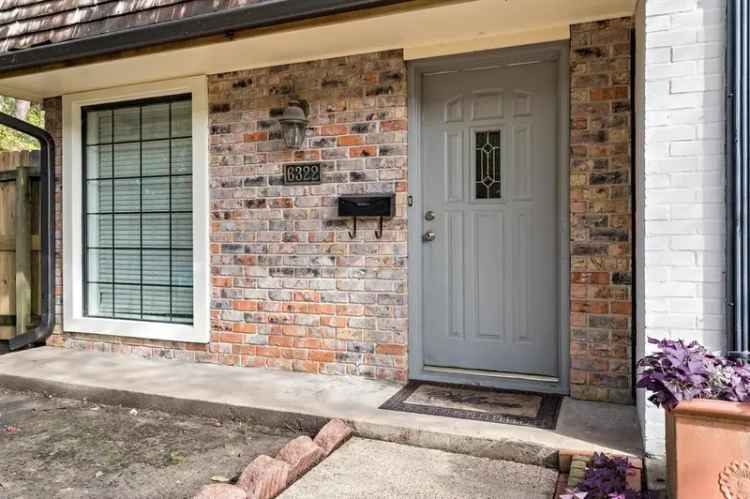 Condo For Sale in 6322, Ivanhoe Lane, Beaumont, Texas