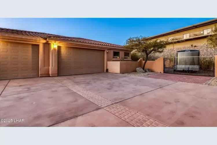 Single-family house For Sale in 7040, Circula De Hacienda, Lake Havasu City, Arizona