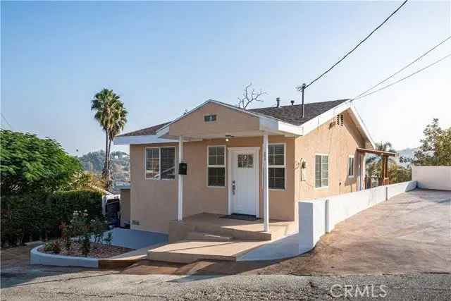 Single-family house For Sale in Los Angeles, California