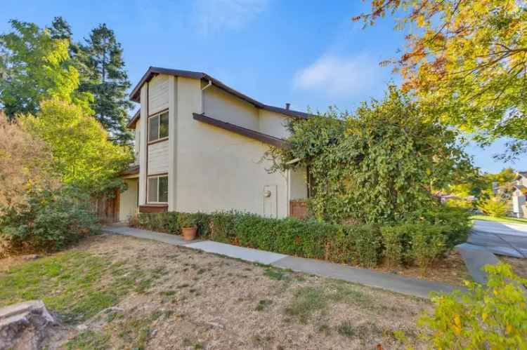 Single-family house For Sale in Sacramento, California