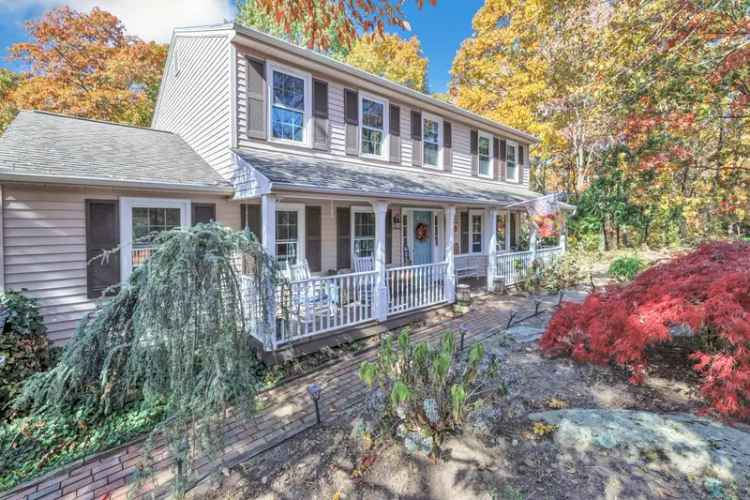 Single-family house For Sale in 14, Doe Place, Shelton, Connecticut