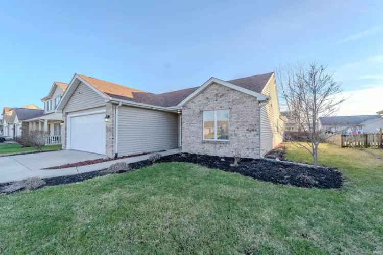 Single-family house For Sale in 9526, Fenwick Lane, New Haven, Indiana