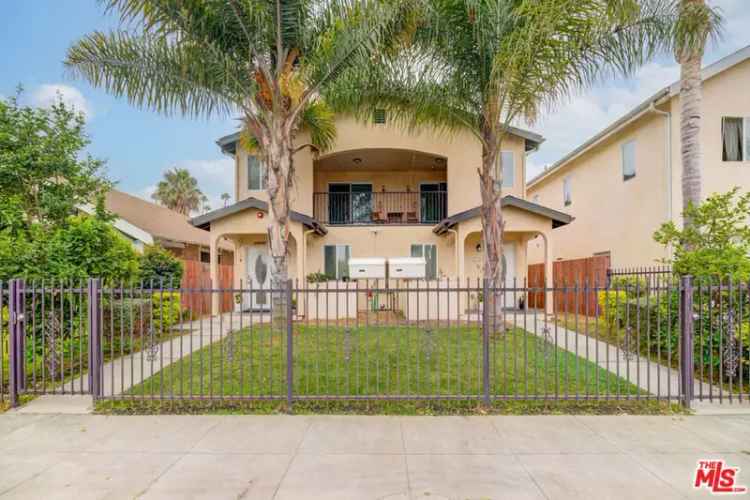 Multi-family house For Sale in 1152, West 55th Street, Los Angeles, California