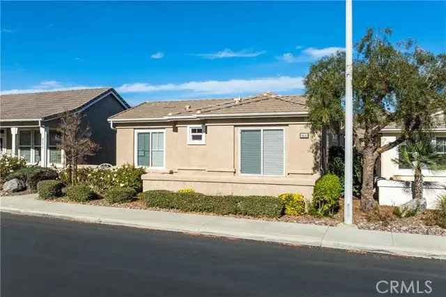 Single-family house For Sale in Hemet, California