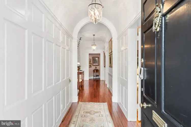 Single-family house For Sale in 1671, 31st Street Northwest, Washington, District of Columbia