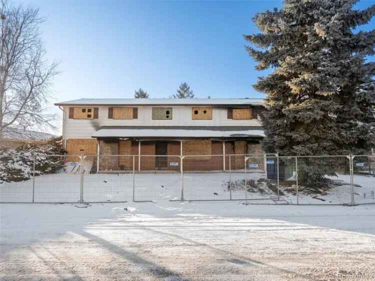 Multi-family house For Sale in 711, Fraser Street, Aurora, Colorado